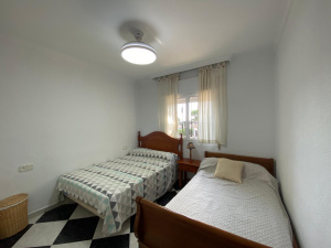 GRAN CHALET CON PISCINA A 10 MIN A PIE DE LA PLAYA SEGUNDA PISTA - REF. A06-06412