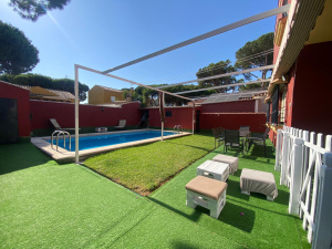 GRAN CHALET CON PISCINA A 10 MIN A PIE DE LA PLAYA SEGUNDA PISTA - REF. A06-06412