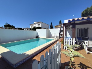 GRAN CHALET INDEPENDIENTE CON PISCINA EN SANCTI PETRI - REF. A06-06419