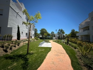 URBANIZACIÓN JARDINES DEL LAGO - REF. A03-03440