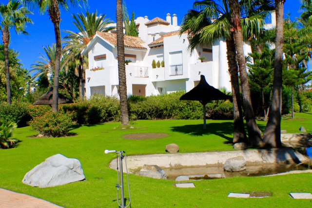 URBANIZACIÓN PLAYA DEL INFANTE - REF. A03-03482