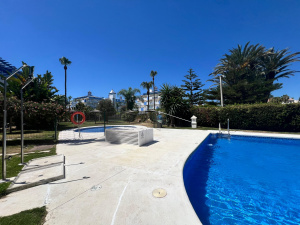 URBANIZACIÓN PLAYA BALLENA I - REF. A03-03484