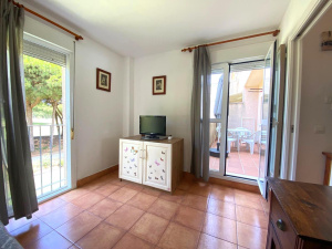 URBANIZACIÓN APART. LOMA DE SANCTI PETRI - REF. A06-06448