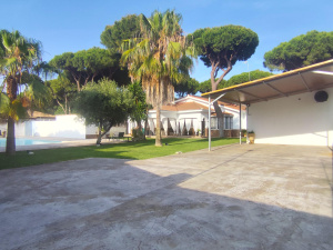 GRAN CHALET INDEPENDIENTE CON PISCINA A 10 MIN EN COCHE DE LA PLAYA   - REF. A06-06449