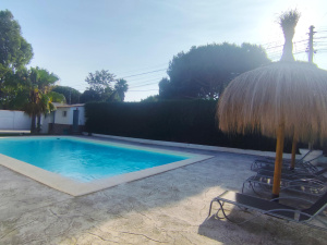 GRAN CHALET INDEPENDIENTE CON PISCINA A 10 MIN EN COCHE DE LA PLAYA   - REF. A06-06449