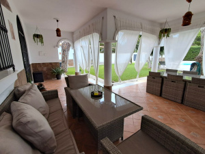 GRAN CHALET INDEPENDIENTE CON PISCINA A 10 MIN EN COCHE DE LA PLAYA   - REF. A06-06449