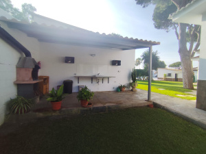 GRAN CHALET INDEPENDIENTE CON PISCINA A 10 MIN EN COCHE DE LA PLAYA   - REF. A06-06449