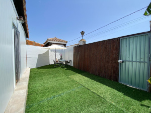 CASITA PRIVADA CON JARDIN A 10 MIN DE LA PLAYA EN COCHE - - REF. A06-06451