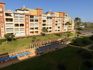 URBANIZACIÓN LOS CISNES - REF. A01-01232