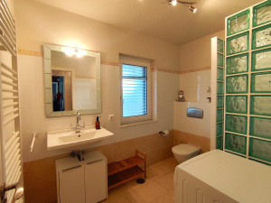 GRAN CHALET CON PISCINA A 10 MIN A PIE DE LA PLAYA SEGUNDA PISTA