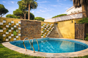 GRAN CHALET CON PISCINA A 10 MIN A PIE DE LA PLAYA SEGUNDA PISTA