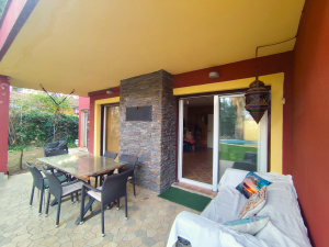 GRAN CHALET CON PISCINA A 10 MIN A PIE DE LA PLAYA SEGUNDA PISTA