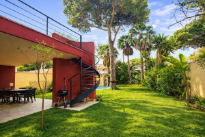 GRAN CHALET CON PISCINA A 10 MIN A PIE DE LA PLAYA SEGUNDA PISTA