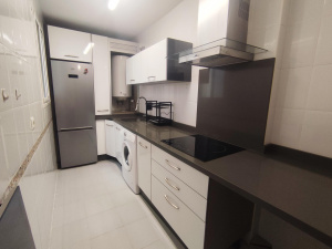 ESTUPENDO PISO CON VISTAS PRIVILEGIADAS  EN CAMPOSOTO- REF. A06-06461