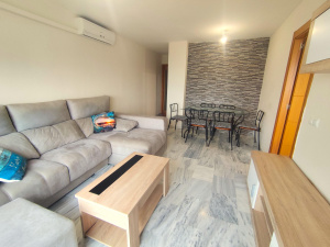 ESTUPENDO PISO CON VISTAS PRIVILEGIADAS  EN CAMPOSOTO- REF. A06-06461