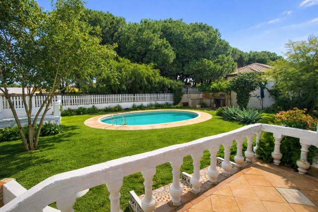 URBANIZACIÓN PINAR DE LOS FRANCESES - REF. A06-06463