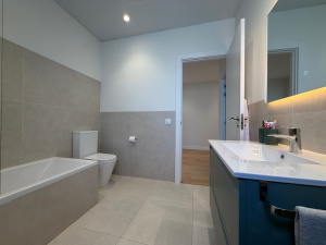 CASA DE TRES HABITACIONES RECIENTEMENTE REFORMADA - REF. A08-08046