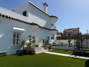 CASA DE TRES HABITACIONES RECIENTEMENTE REFORMADA - REF. A08-08046