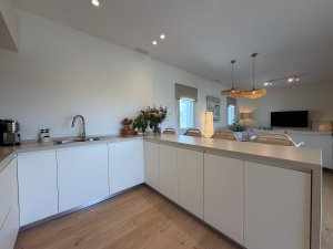 CASA DE TRES HABITACIONES RECIENTEMENTE REFORMADA - REF. A08-08046