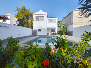 GRAN CHALET CON PISCINA A 10  MIN A PIE DE LA PLAYA - REF. A06-06467
