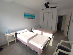 GRAN CHALET CON PISCINA A 10  MIN A PIE DE LA PLAYA - REF. A06-06467