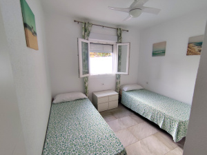 GRAN CHALET CON PISCINA A 10  MIN A PIE DE LA PLAYA - REF. A06-06467