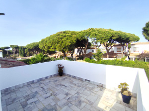 GRAN CHALET CON PISCINA A 10  MIN A PIE DE LA PLAYA - REF. A06-06467