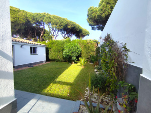 GRAN CHALET CON PISCINA A 10  MIN A PIE DE LA PLAYA - REF. A06-06467