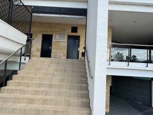 URBANIZACIÓN CENTRO COMERCIAL EL LAGO - REF. A03-03527