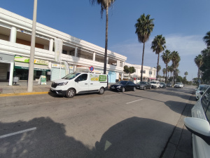 URBANIZACIÓN CENTRO COMERCIAL EL LAGO - REF. A03-03527
