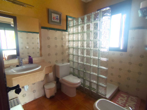 CHALET URBANO  A 3 KM DE LA PLAYA DE LA BARROSA - REF. A06-06468