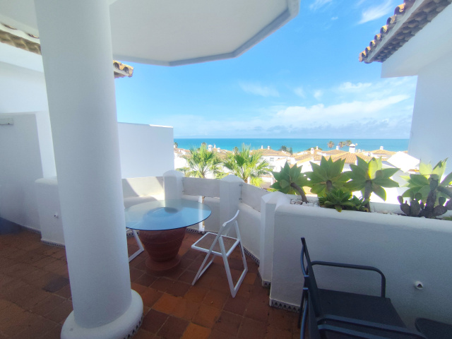  ATICO CON VISTAS AL MAR URBANIZACIÓN COMPLEJO ATLÁNTICO - REF. A06-06472