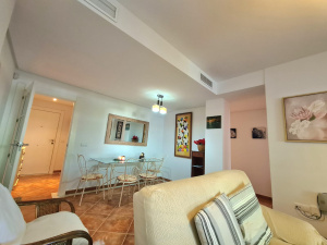 ANSARES, BAJO - 2 DORMITORIOS  - REF. A03-00692