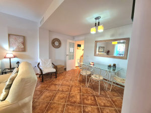 ANSARES, BAJO - 2 DORMITORIOS  - REF. A03-00692