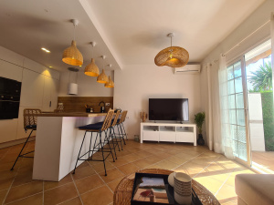 MARINA GOLF, ADOSADO - 3 DORMITORIOS - REF. A03-00730