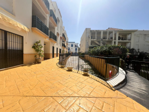 URBANIZACIÓN LAGO ALCA - REF. A03-00753