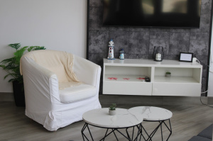 URBANIZACIÓN VARIOS - EDIF.CURVADO - REF. A01-00360