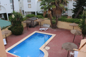 URBANIZACIÓN VARIOS - EDIF.CURVADO - REF. A01-00360